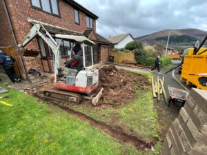 landscaping pontypool