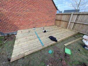 garden decking construction pontypool