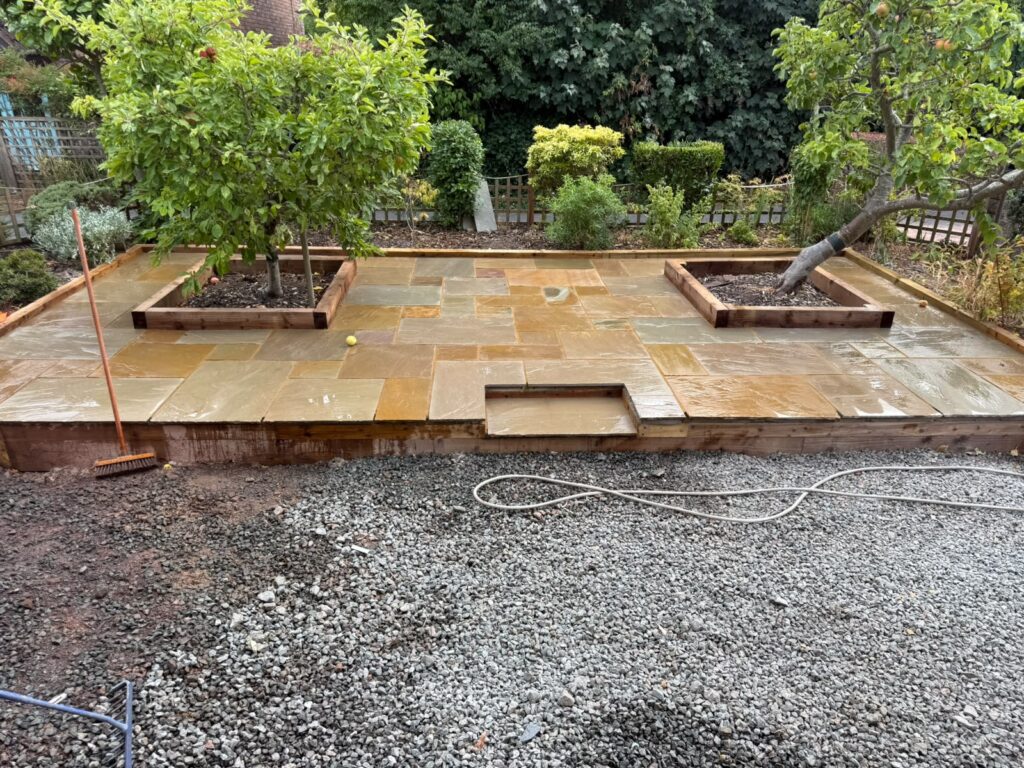 patio slabbing in pontypool